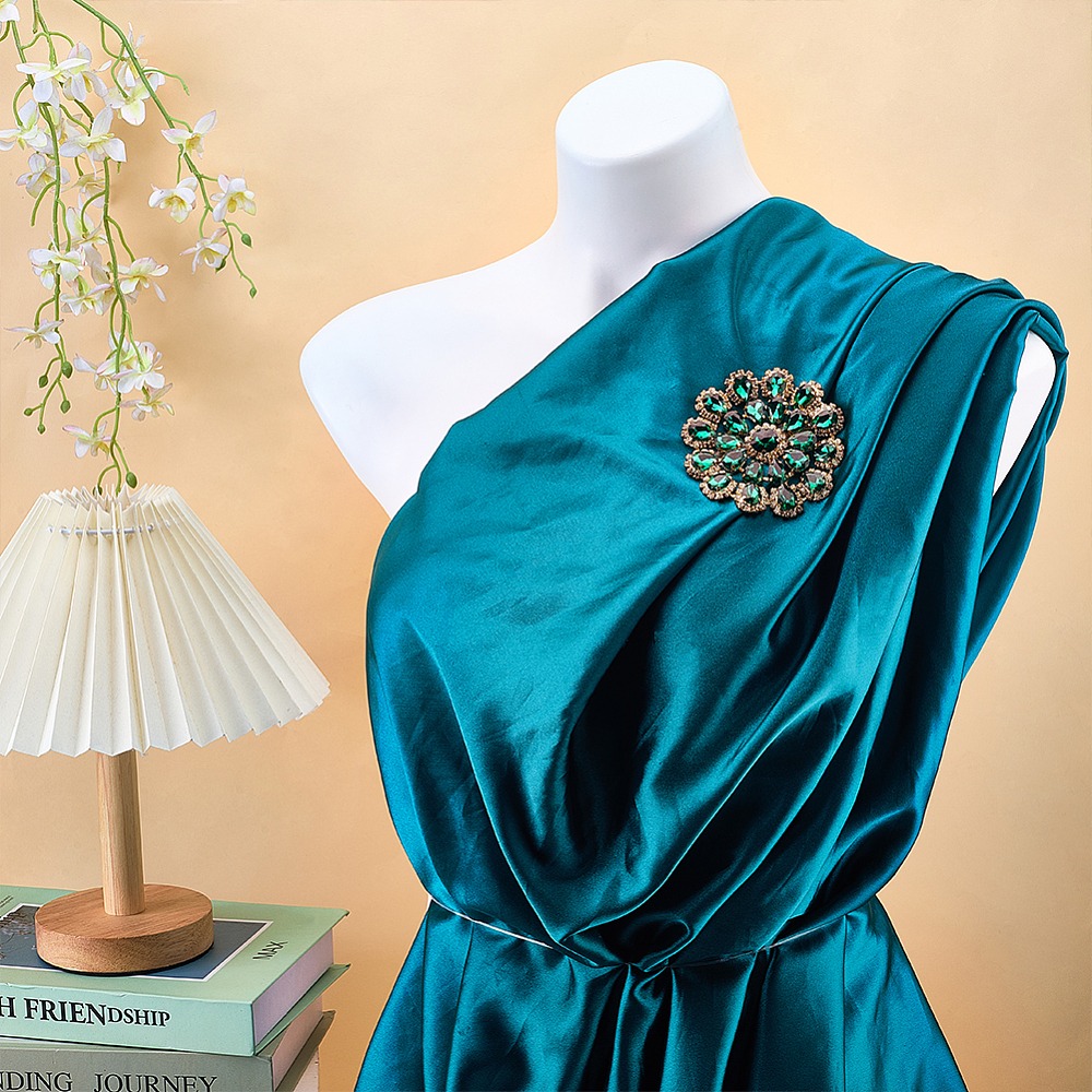 Messing-Strass-Applikation, ru – Sew On Rhinestone Bewertung und Preis